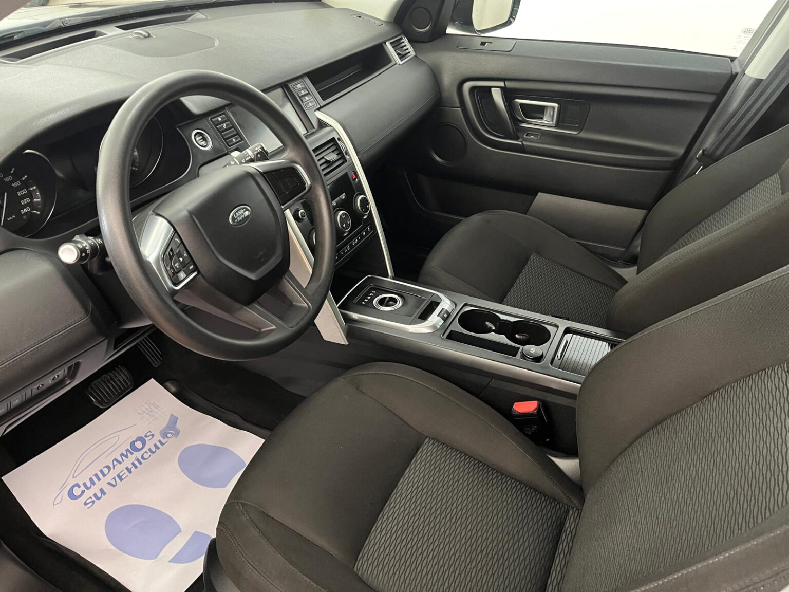 DISCOVERY SPORT 7