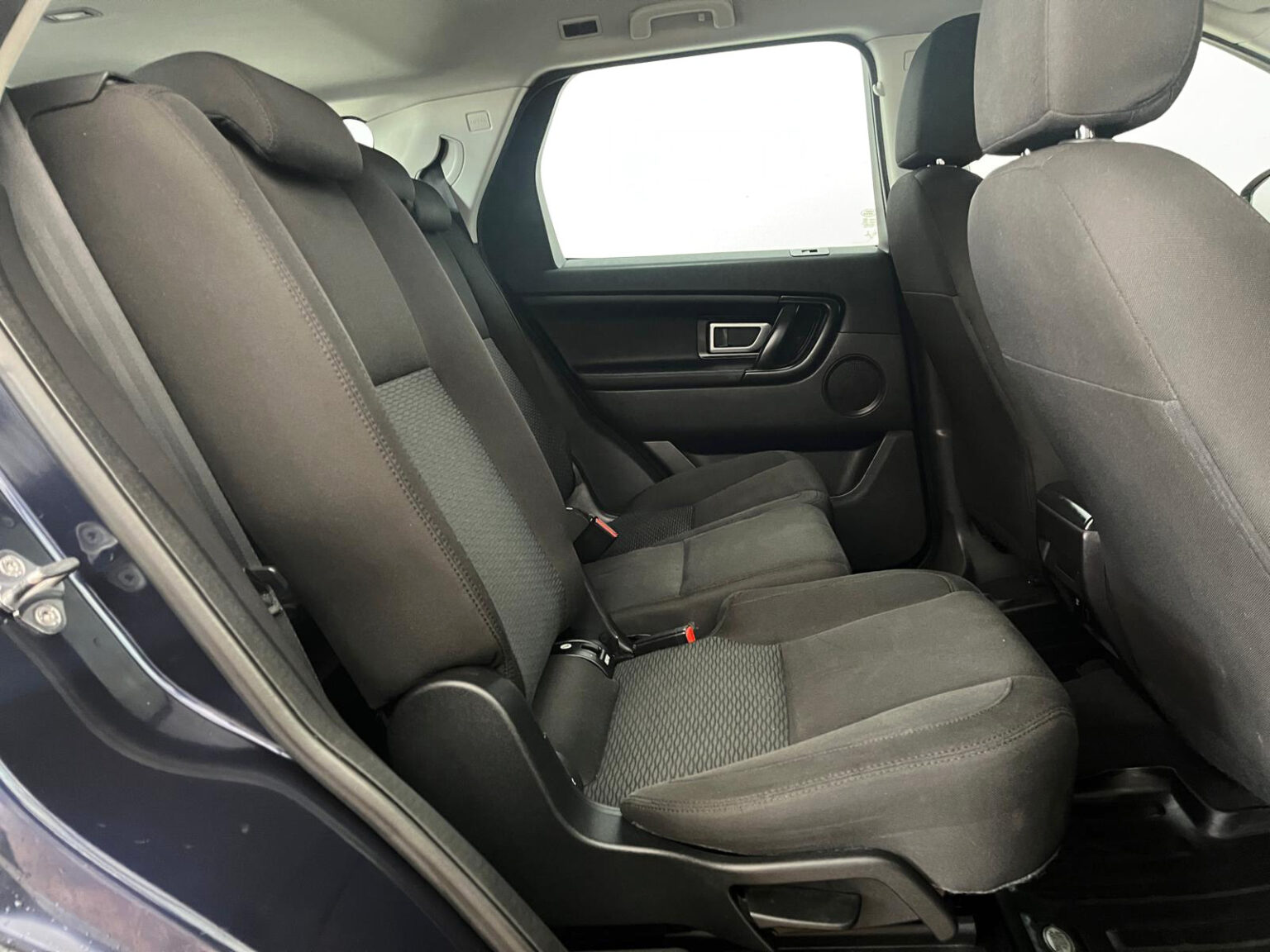 DISCOVERY SPORT 7